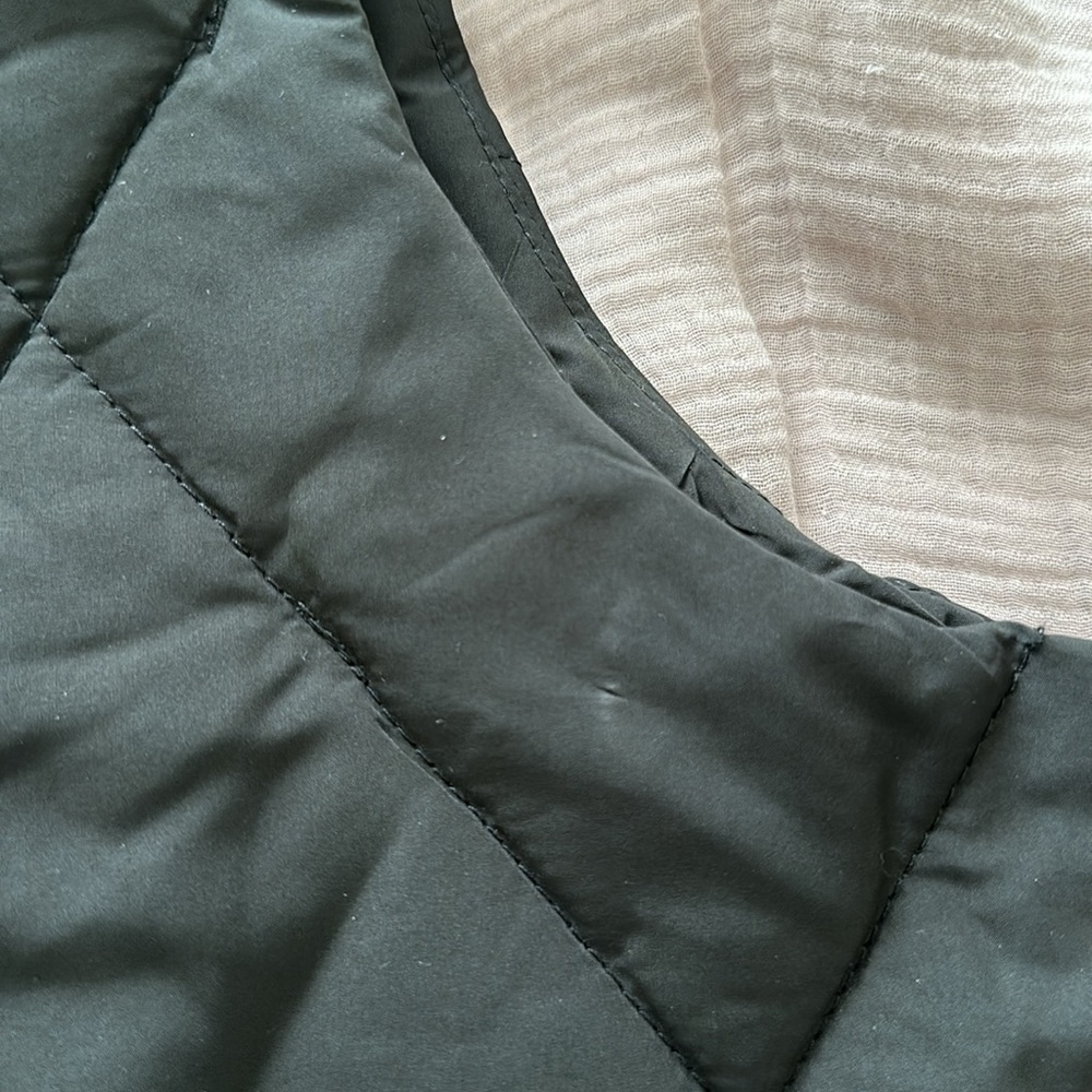 Pink Lily MOUNTAINSIDE MOMENT BLACK QUILTED PUFFER VEST - Picture 10 of 10